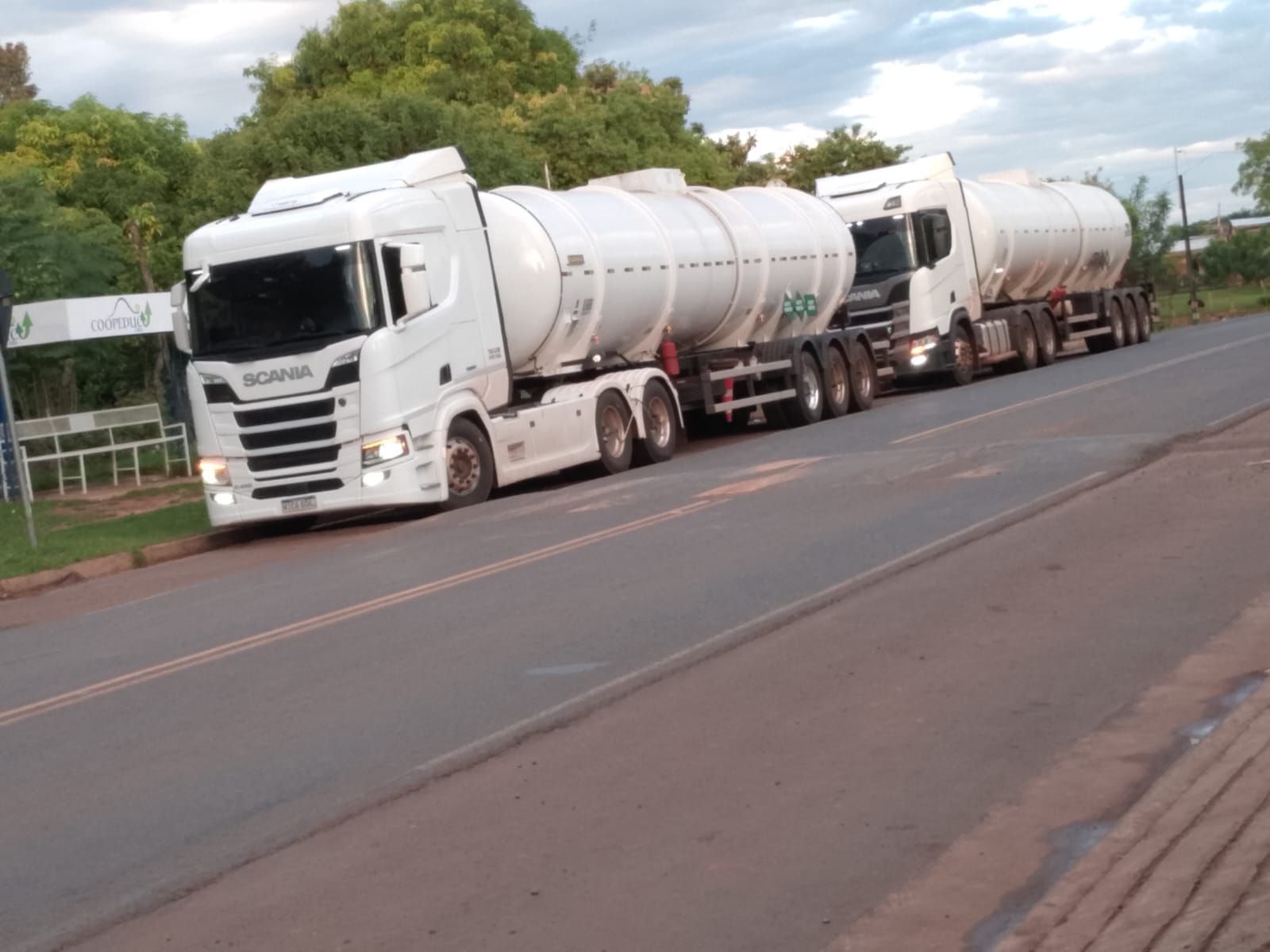 Semirremolque Librelato Tanque de Distribuidora Facu